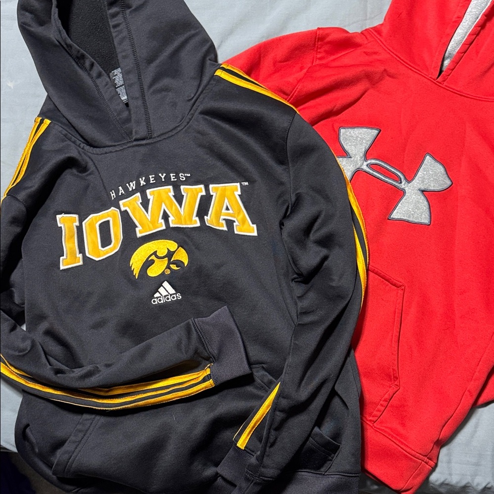 Adidas Black and Yellow Iowa Hawkeyes Hoodie               Lotboys sweatshirts -